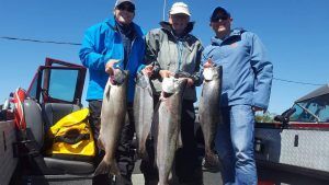 Willamette River Spring Chinook Salmon Fishing, OR & WA Fishing Guide